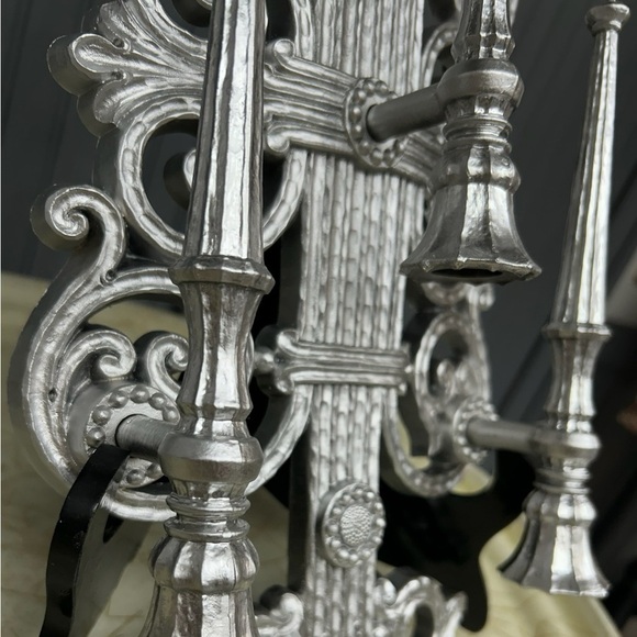 Vintage Sconces MCM Hand-Painted HOMCO Silver Wall Sconces (17.5”x8.5”) - Picture 8 of 10